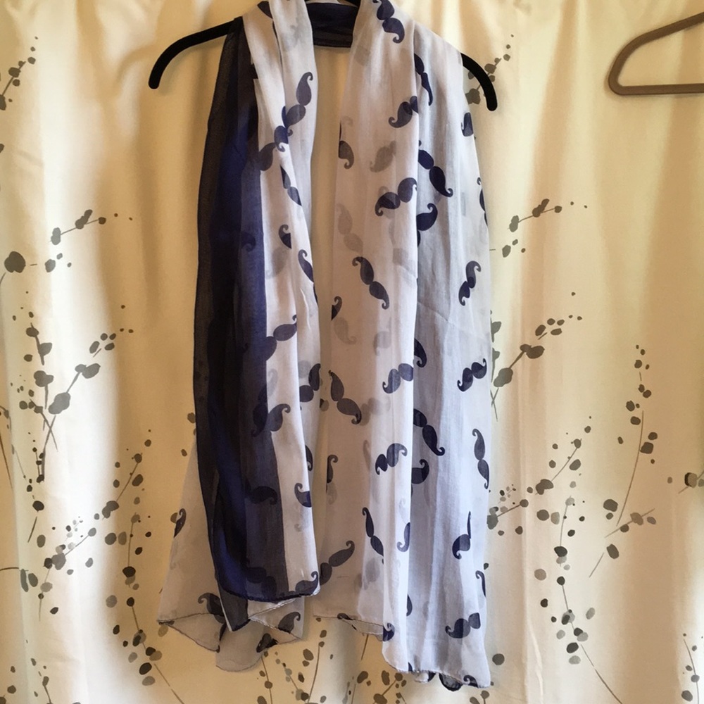 🌟BOGO🌟 Mustache Scarf